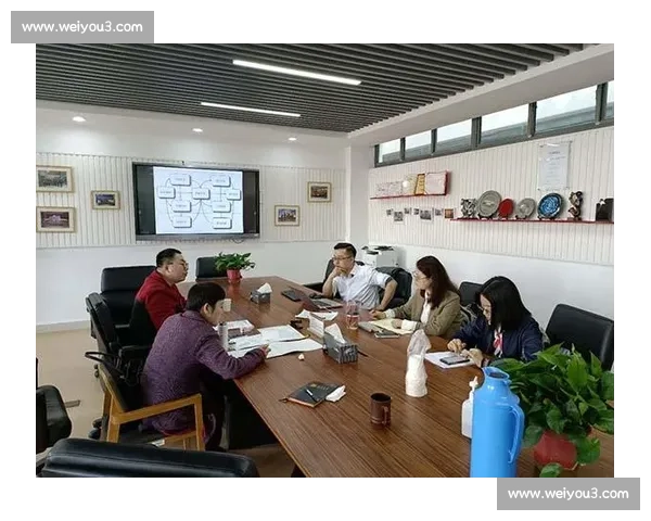 商业模拟比赛创新战略与团队协作挑战全面解析